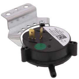 Goodman-Amana 0130F00110 - Pressure Switch Green -1.35"Wc